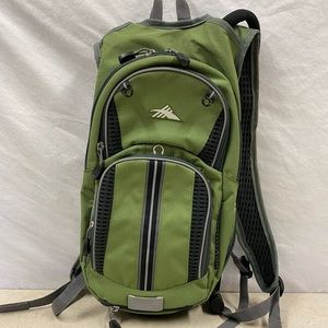 High Sierra Hiking Trail Hydration Backpack Green